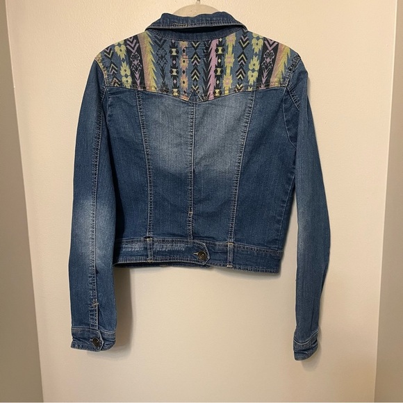 JOLT Womens Denim Jean Jacket Size S Short Style Stretch Panel Design Aztec EUC - Picture 8 of 9